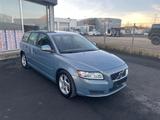 Volvo V50 Kombi 1.6 D Drive/leder/Klima/Ahk/Alu/ - blaue Volvo V50