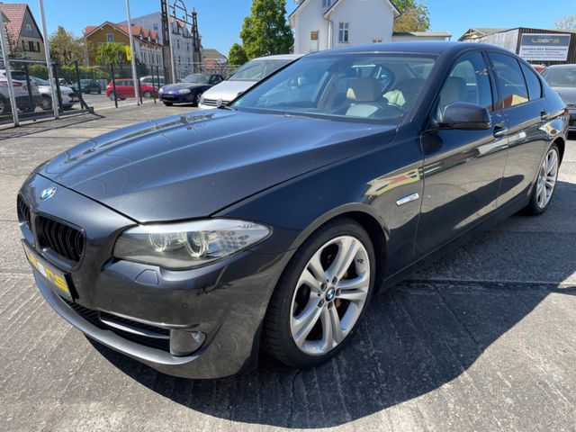 BMW 525d Xenon/Head-Up/AHK/Ledersport/PDC+Kamera/Ass