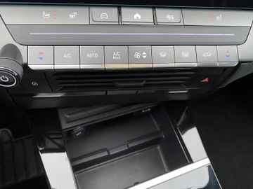 Bild 22 Opel Astra GS ST NAVI/SHZ+LHZ/PDC vo+hi+360Cam/LED