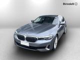 BMW Serie 5(G30/31/F90) - 520d 48V Touring Luxur - BMW 520 Hybrid (Diesel/Elektro)