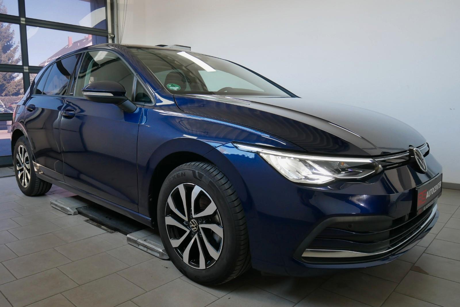 Volkswagen Golf VIII Lim. 1.5 TSI Active LED ACC Totwinkel