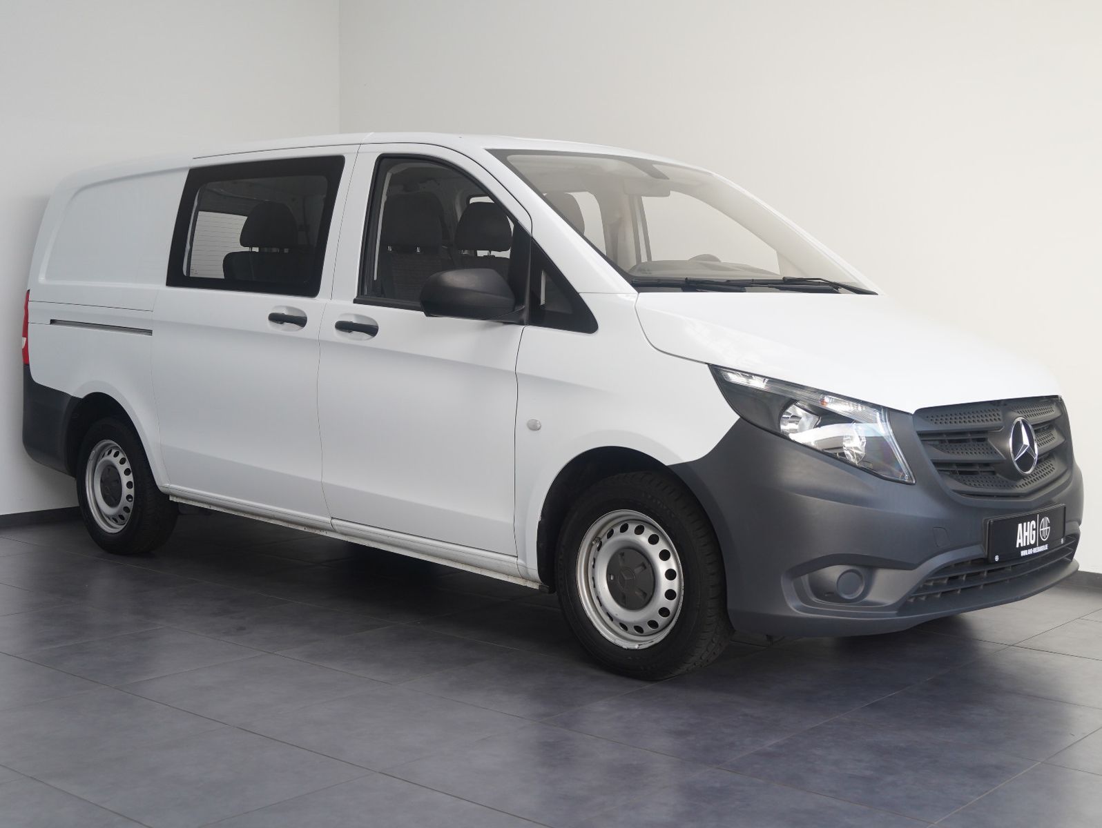 Fahrzeugabbildung Mercedes-Benz Vito Mixto 114 CDI RWD lang 6-SITZER/AHK