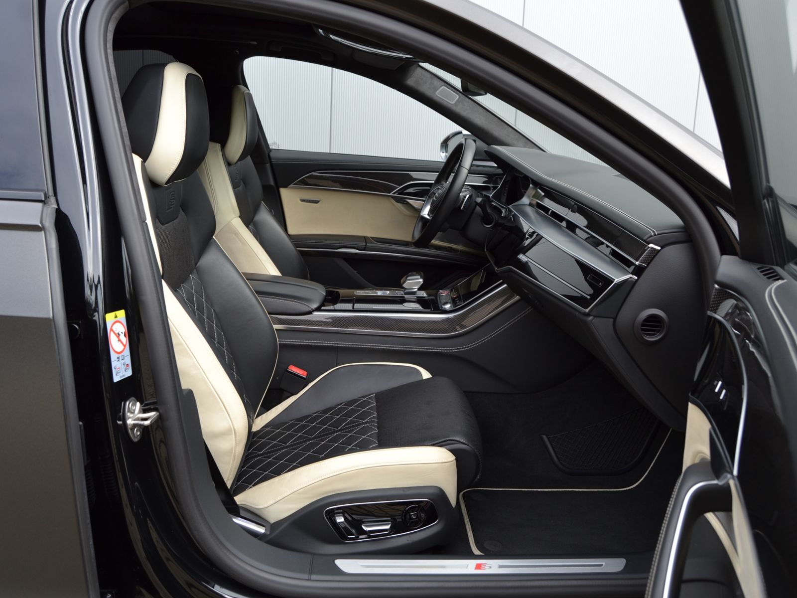 S8 4.0 TFSI 787 PS VOLL MTM NP:248.263 AHK/21-ZO