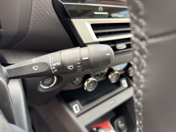 Citroën C4 Max HY 145 SD+SHZ+PDC+Kam.+KeyLess+LED+Navi