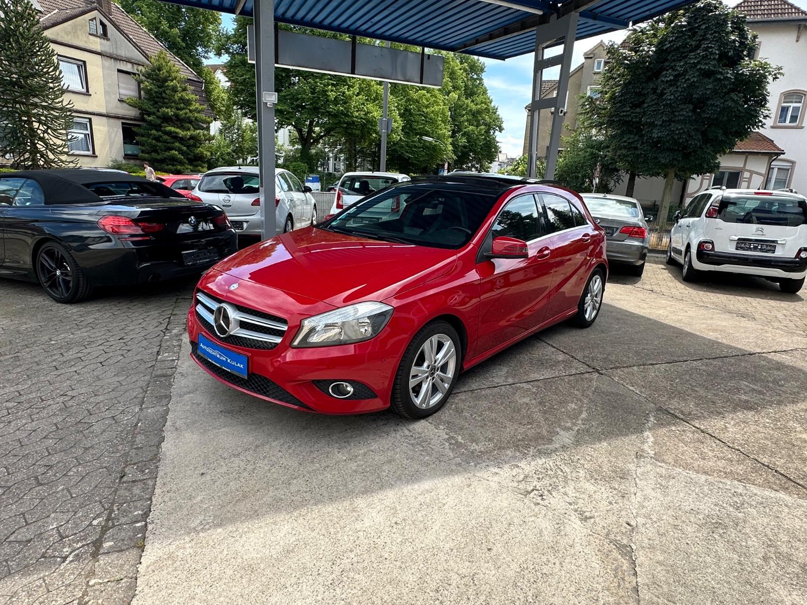 Mercedes-Benz A 200 CDI,Pano,Leder,Navi,PDC,AHK,Alus