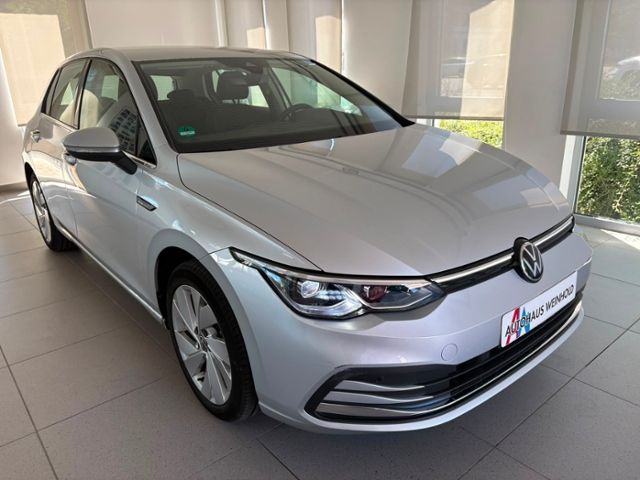 Golf  Style 2.0 TSI DSG LED NAV APP 8FACH