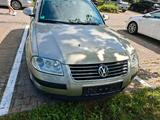 Volkswagen VW Passat Kombi - VW Passat Diesel von 2004