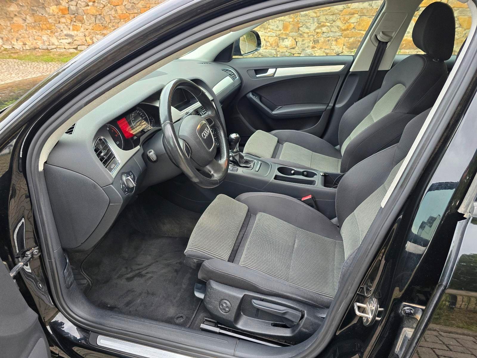 Audi A4 2008 — photo 10