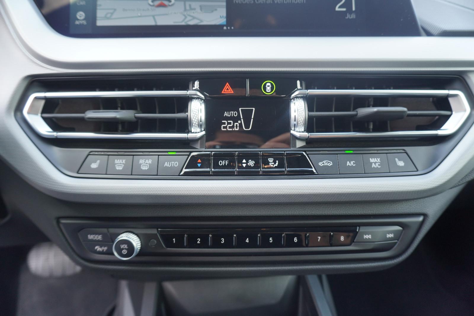 BMW 216d Gran Coupé Aut.*NAVI*LED*SEHR GEPFLEGT*