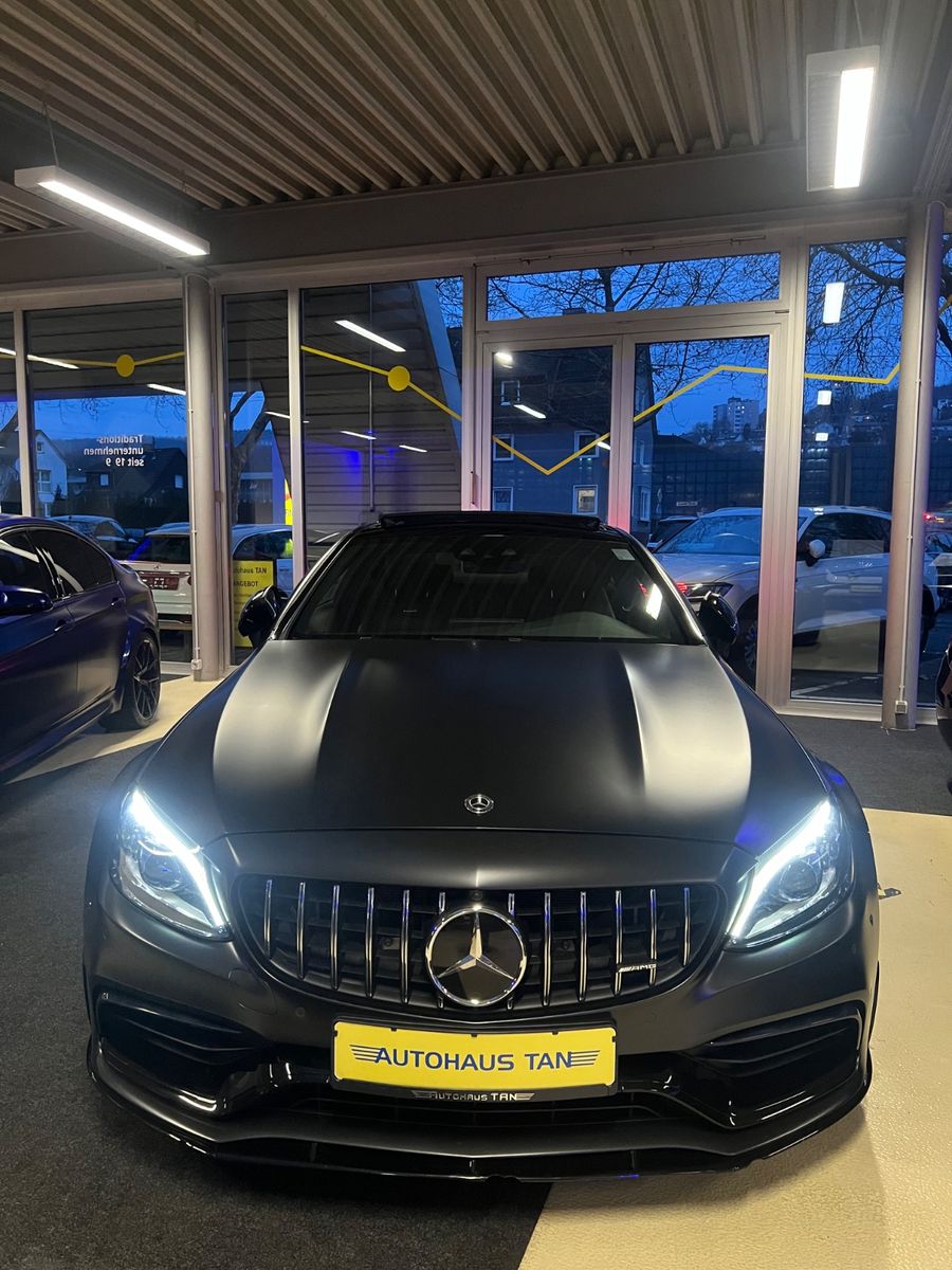 Fahrzeugabbildung Mercedes-Benz C 63 S AMG Coupe PERFORMANCE*DESIGNO-MAGNO*AERO*