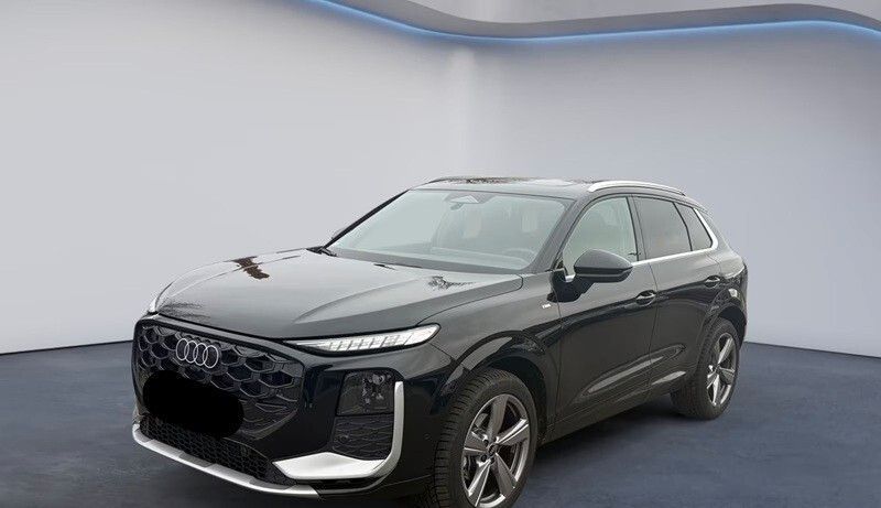 Audi Q3 1.5 TFSI mHEV S line tronic (150cv) TETT imagem 2