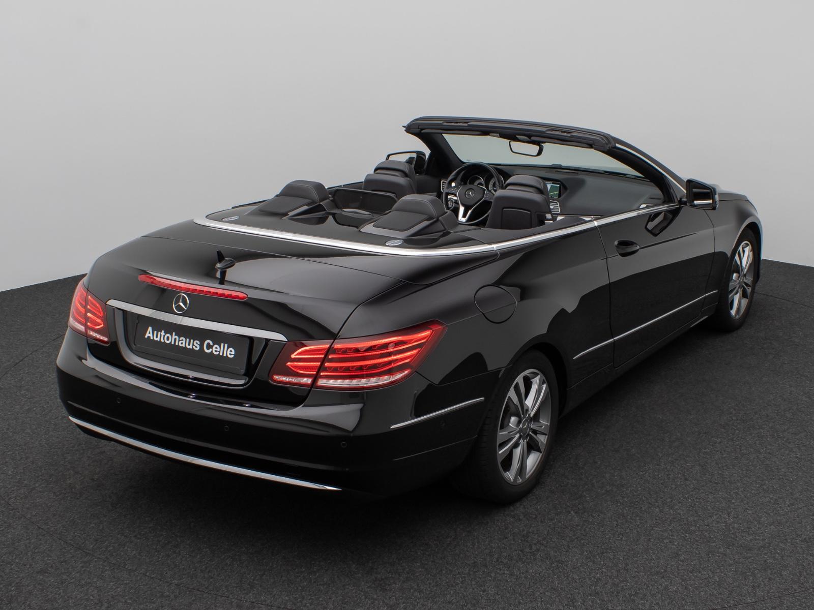 Mercedes-Benz E 200 Cabrio LED Sitzhzg Navi PDC Tempomat Leder