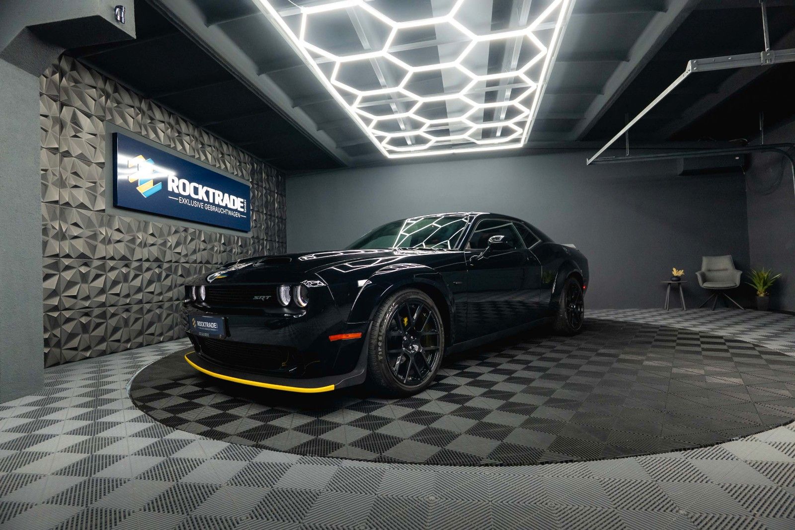 Fahrzeugabbildung Dodge Challenger 5.7 V8 R/T SRT WIDE BODY *LED*19%*