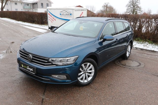 Volkswagen Passat Variant Business AHK Kamera Navi LED DAB