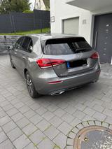 Mercedes-Benz A-Klasse A250 4MATIC- Garantie 360° Kam-Massage - Mercedes-Benz A 250: Grau