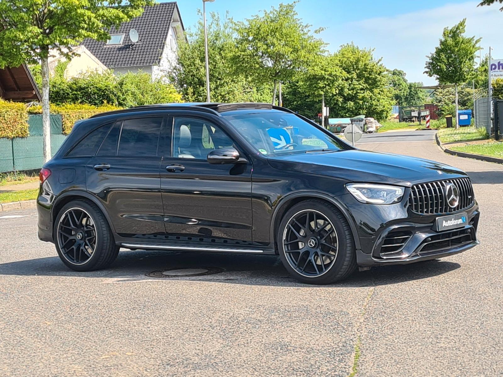 Mercedes-Benz GLC 63 AMG 4Matic*Autom.*Navi*Kamera*Panorama*
