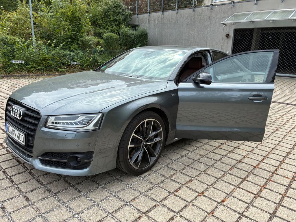Image of Audi S8