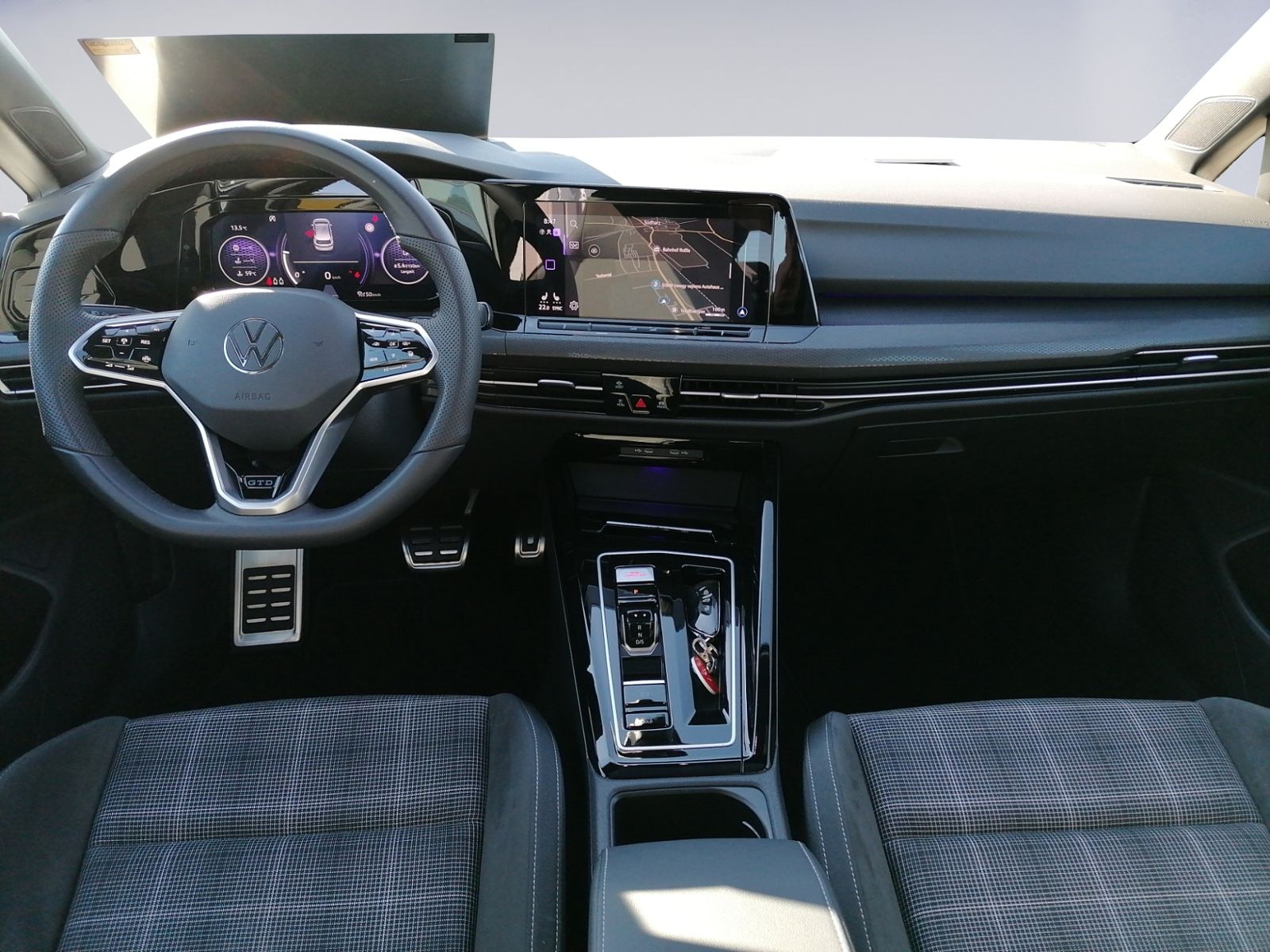 Golf VIII GTD DSG PANO+KAMERA+NAVI+LED