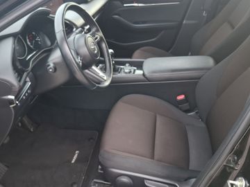 Mazda 3 2.0 SKYACTIV-G Selection HUD+Kam.+LED+Navi+SHZ