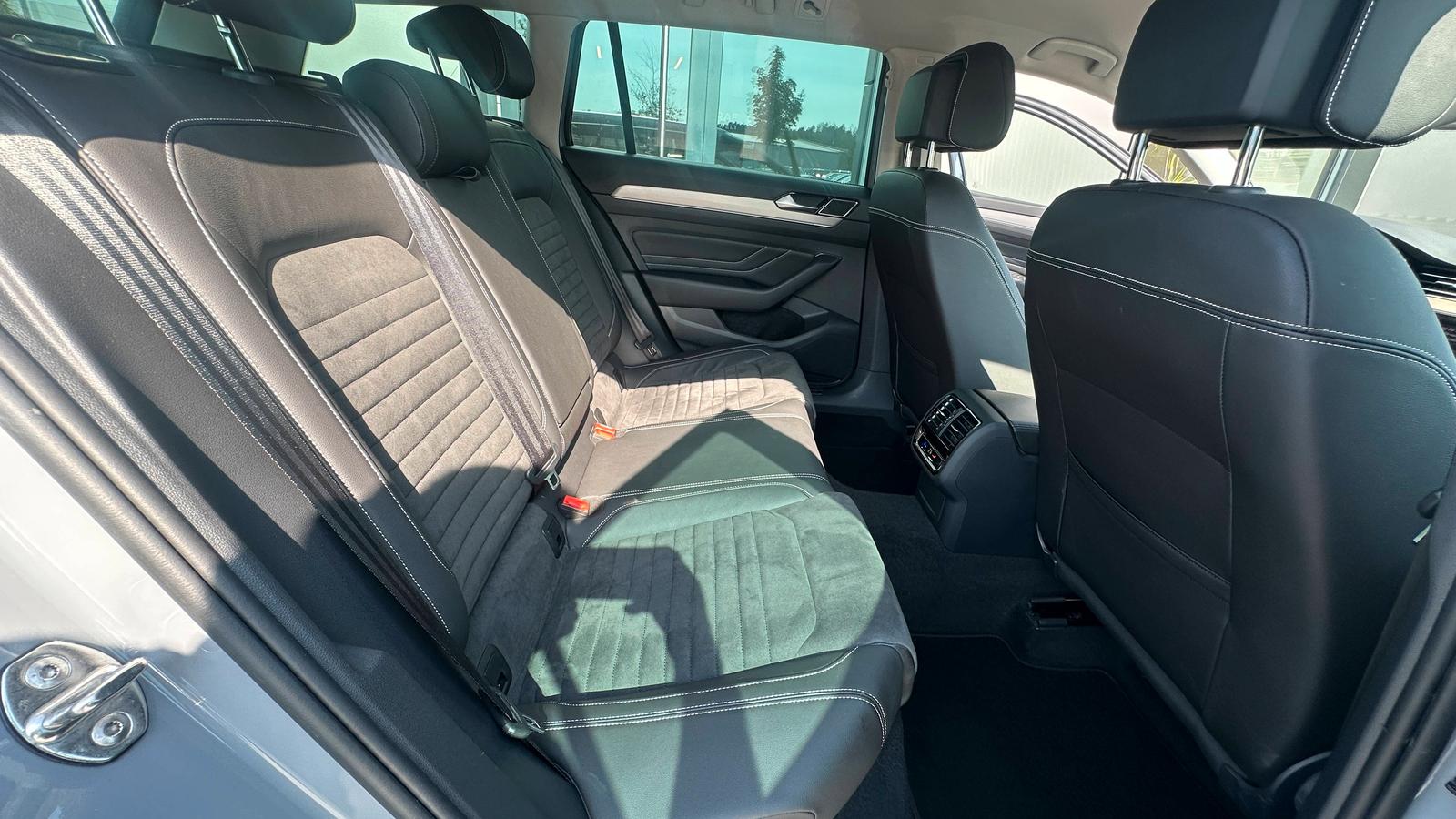 Volkswagen Passat 2.0 TDI R Line AHK STHZ VIRT 18", миниатюра 18