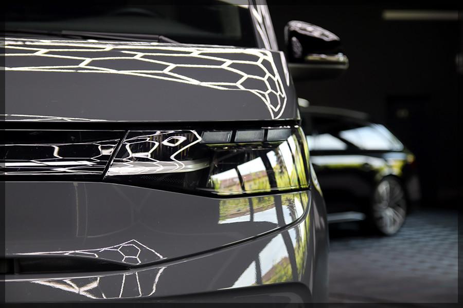 Volkswagen T7 California Coast Hybrid / ANDROID / PDC