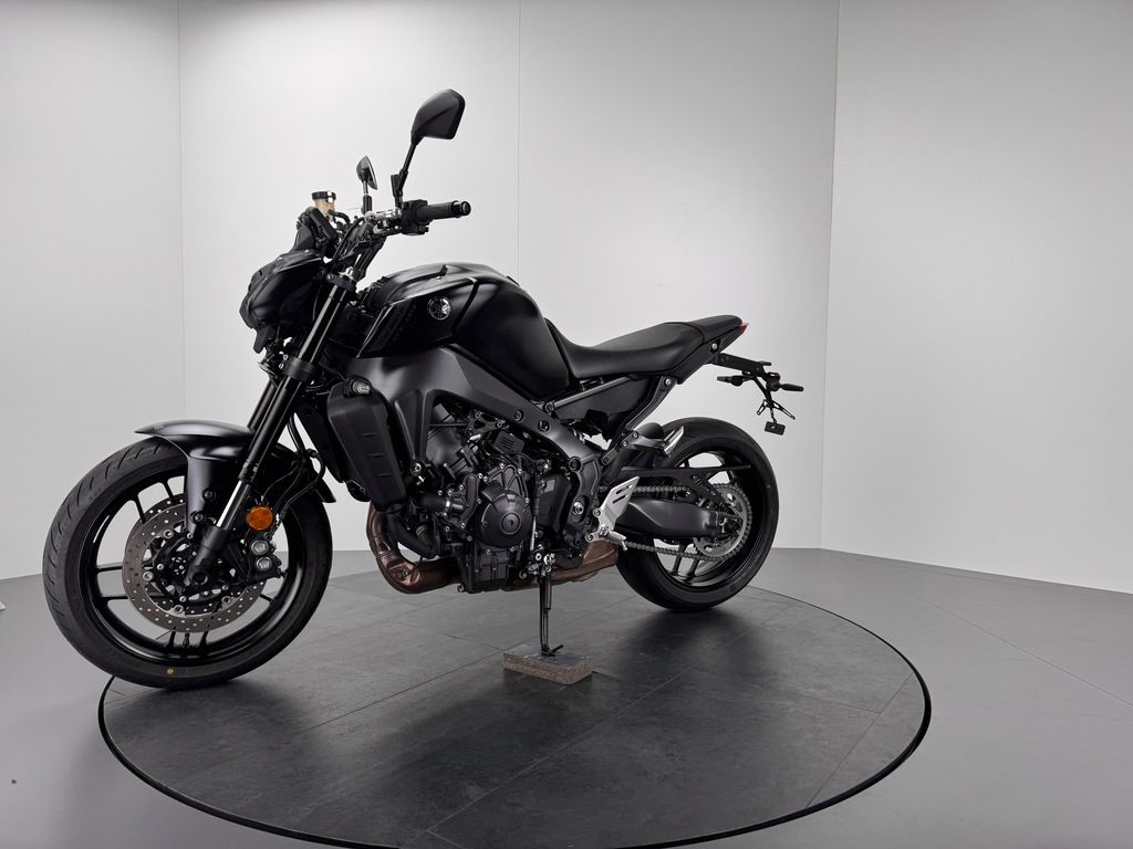 Fahrzeugabbildung Yamaha MT-09 *TOP-ZUSTAND *WENIG KM