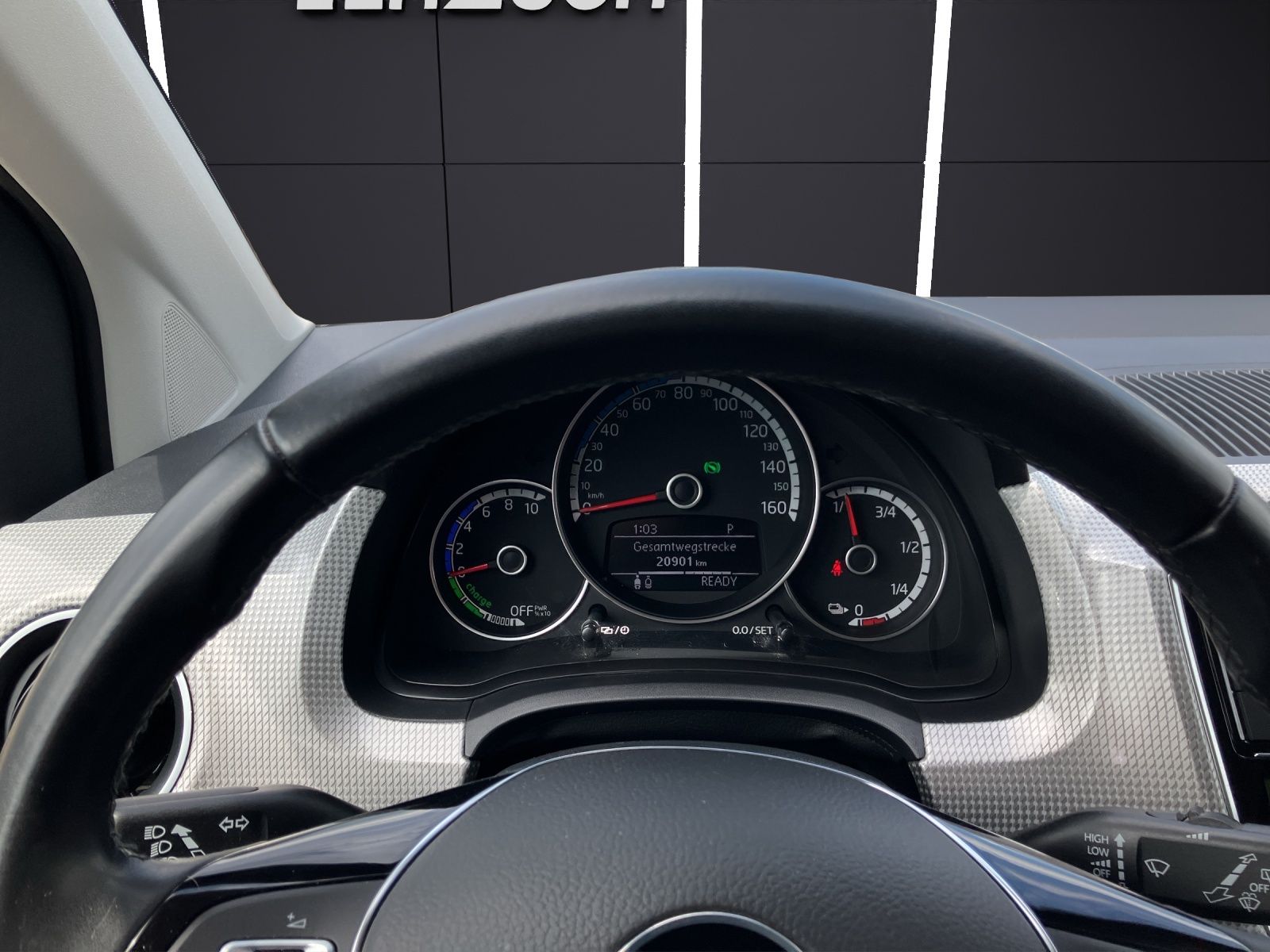 Fahrzeugabbildung Volkswagen e-up! Style Plus SHZ DAB+ Ambiente Klima