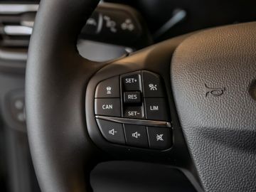 Ford Focus Turnier 1.0 EcoBoost Titanium Edition Navi