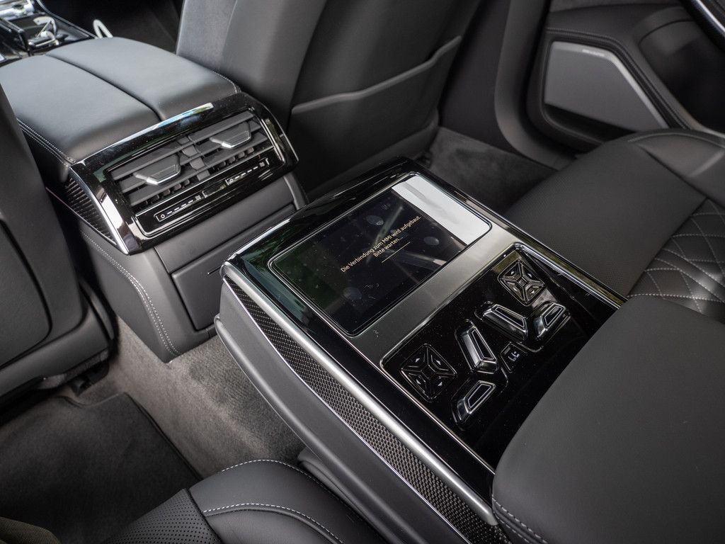 Audi S8 - Bild 9