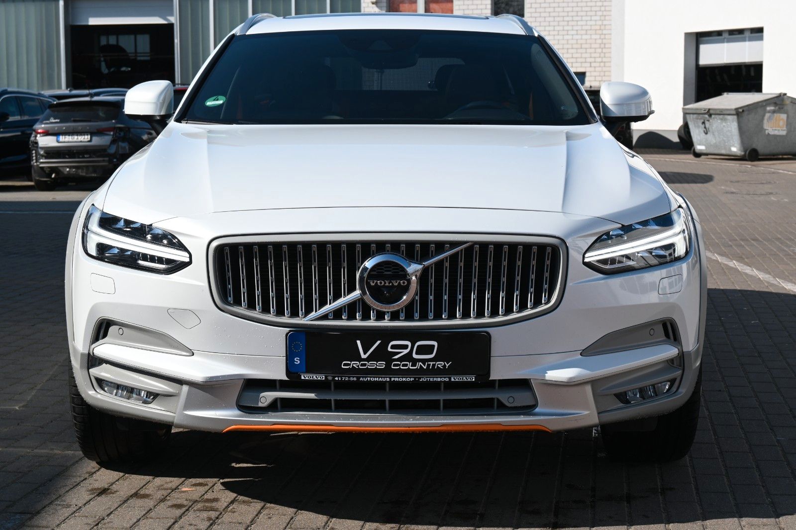 Fahrzeugabbildung Volvo V90 Cross Country D5 AWD Ocean Race*STDHZG*360°*