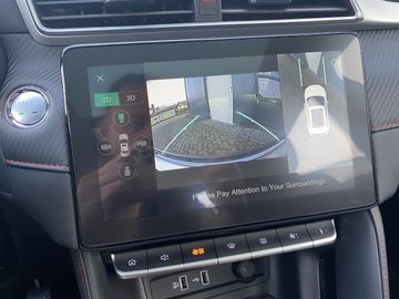 Fahrzeugabbildung MG ZS 1.0 T-GDI Luxury 360°+PANORAMA+SHZ+LEDER+NAVI