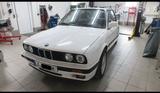 BMW E 30 318i 2 Türige Limo, -KLIMAANLAGE-