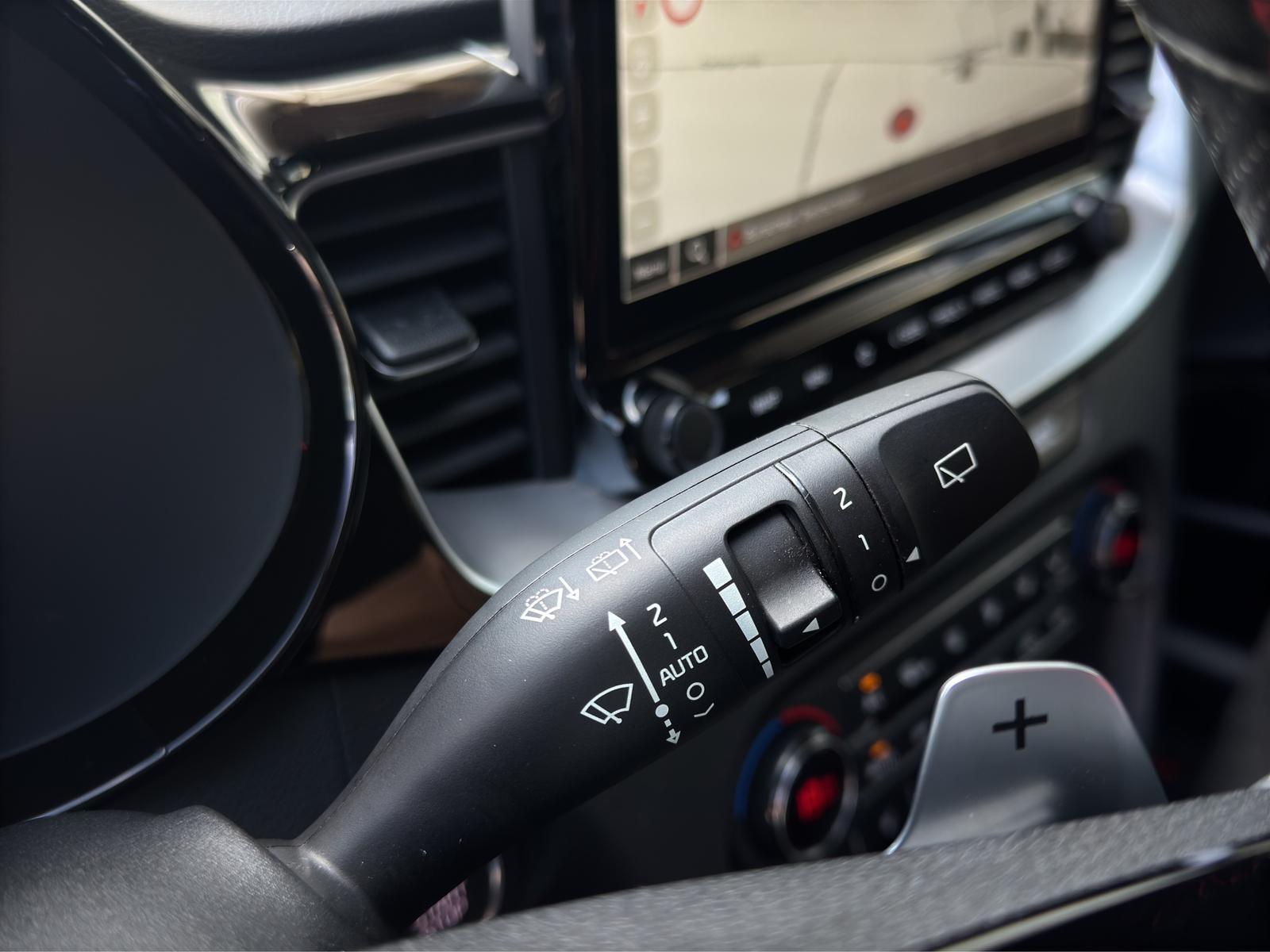Kia CEED 1.6T GT PANO-DACH+TEIL-LEDER+NAVI+LED-LICHT