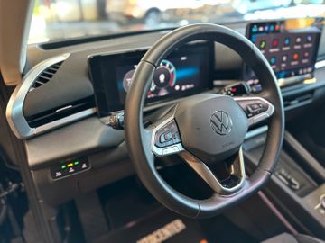 Volkswagen T-Roc *KEYLESS*MASSAGE*LENKRADHZ*ACC*CARPLAY*