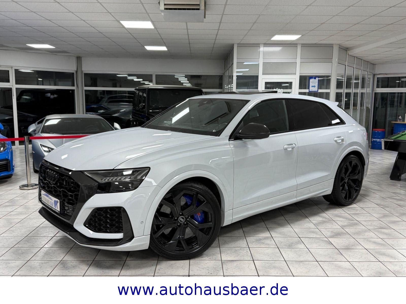 Audi RSQ8