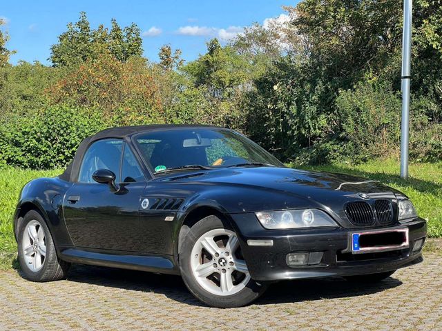 BMW Z3 roadster 1.8  Tüv Neu Kettensat Neu