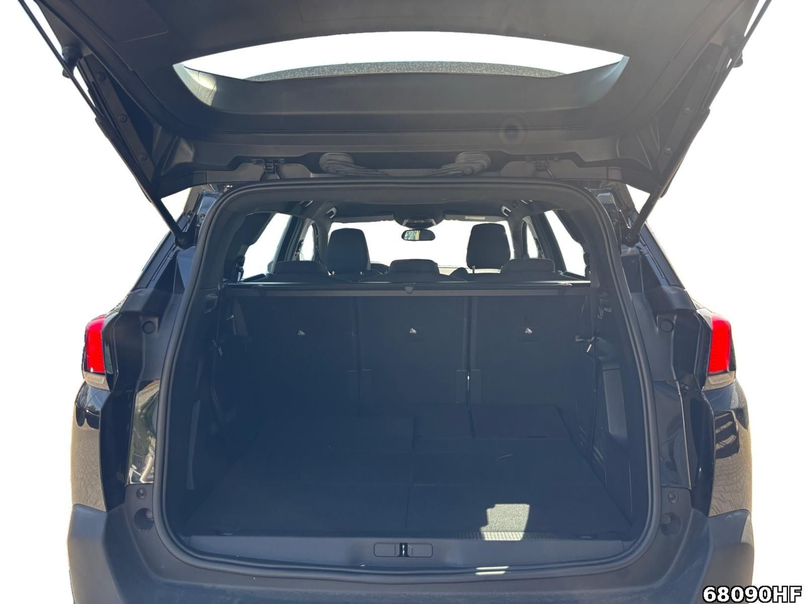 Fahrzeugabbildung Peugeot 5008 Active +7SITZER+STARTSTOPP+BLUETOOTH+LED+