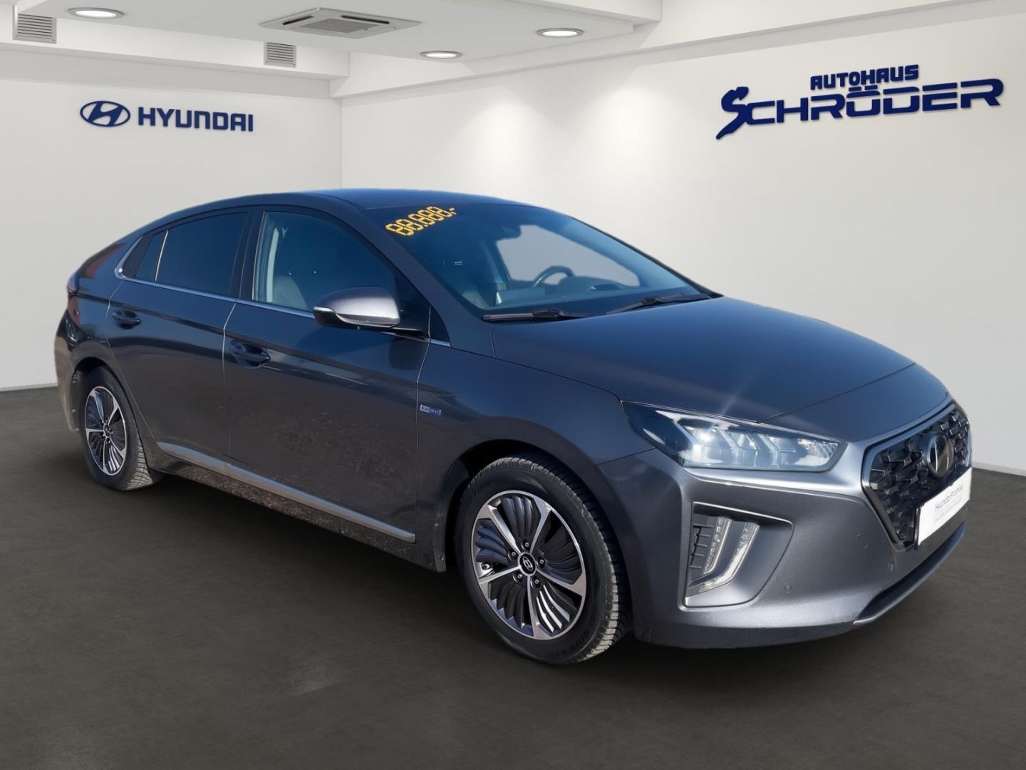 Fahrzeugabbildung Hyundai IONIQ 1.6 Plug-In Hybrid PREMIUM Navi Kamera Sit