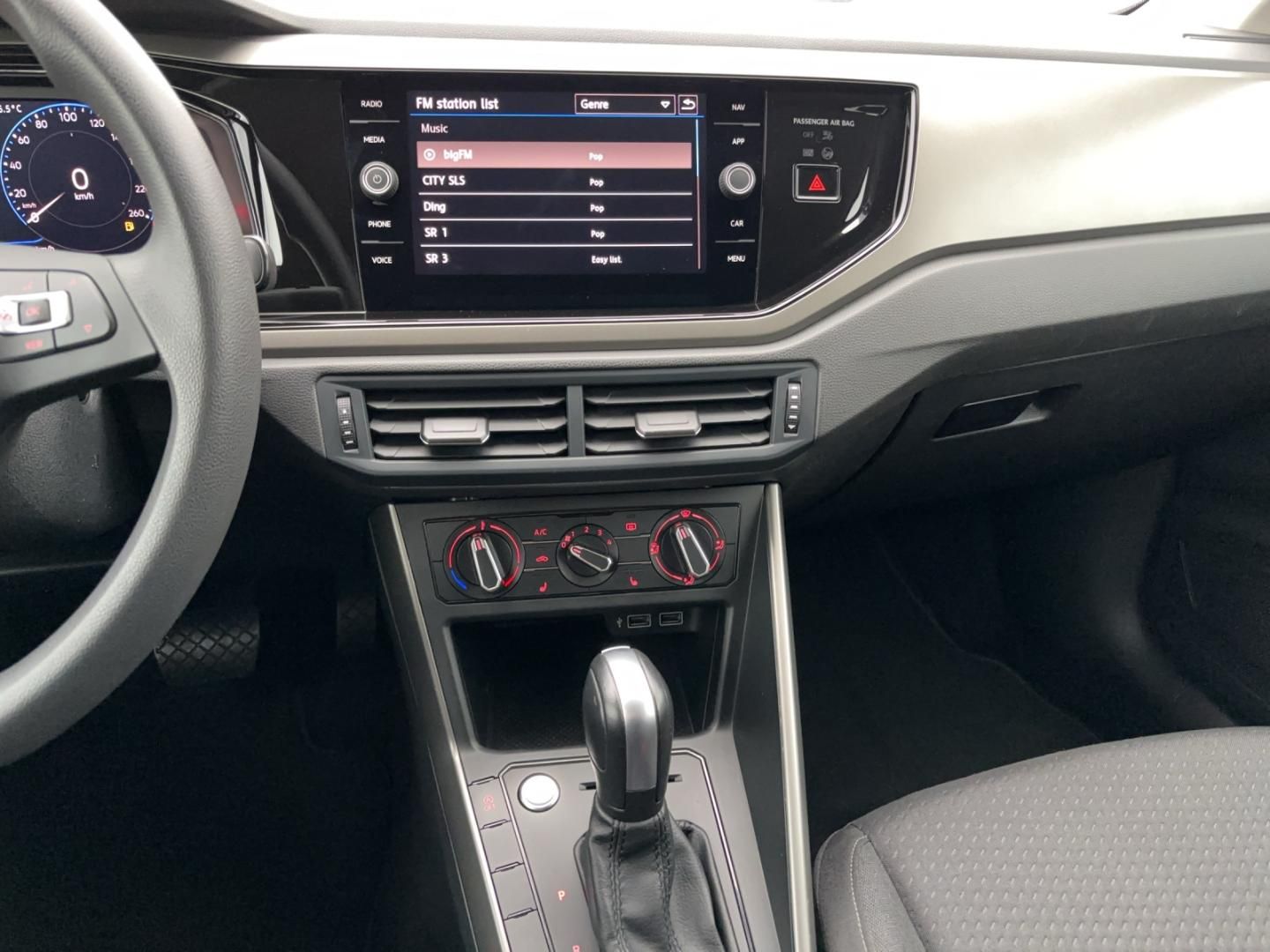 Fahrzeugabbildung Volkswagen Polo Comfortline Comfortline,DSG,,GJR,Klima,Navi