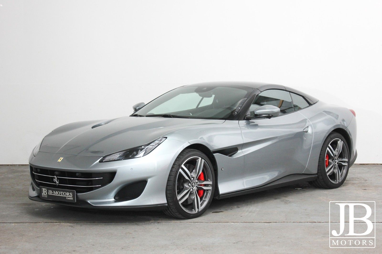 Fahrzeugabbildung Ferrari Portofino LED Beifahrer Display Alcantara