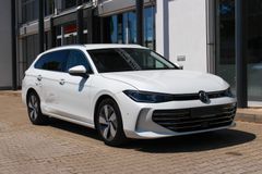 VW Passat Variant Elegance/ IQ DRIVE/ Apple CarPlay