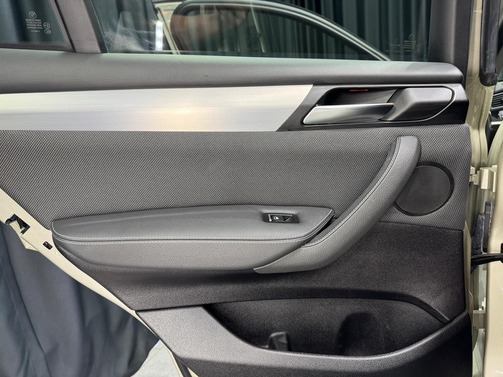 Fahrzeugabbildung BMW X4 xDrive 35I|PANO|MEMORY