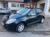 Dacia Sandero Live - Dacia Sandero: Live