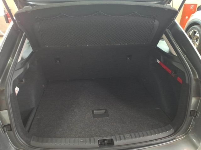 Fahrzeugabbildung SKODA Scala 1.0 TSI Essence LED KLIMA SITZHZG TEMPOM S