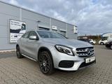 Mercedes-Benz GLA 180 7-G DTC AMG Line LED/SHZ/LM - silberne Mercedes-Benz GLA 180