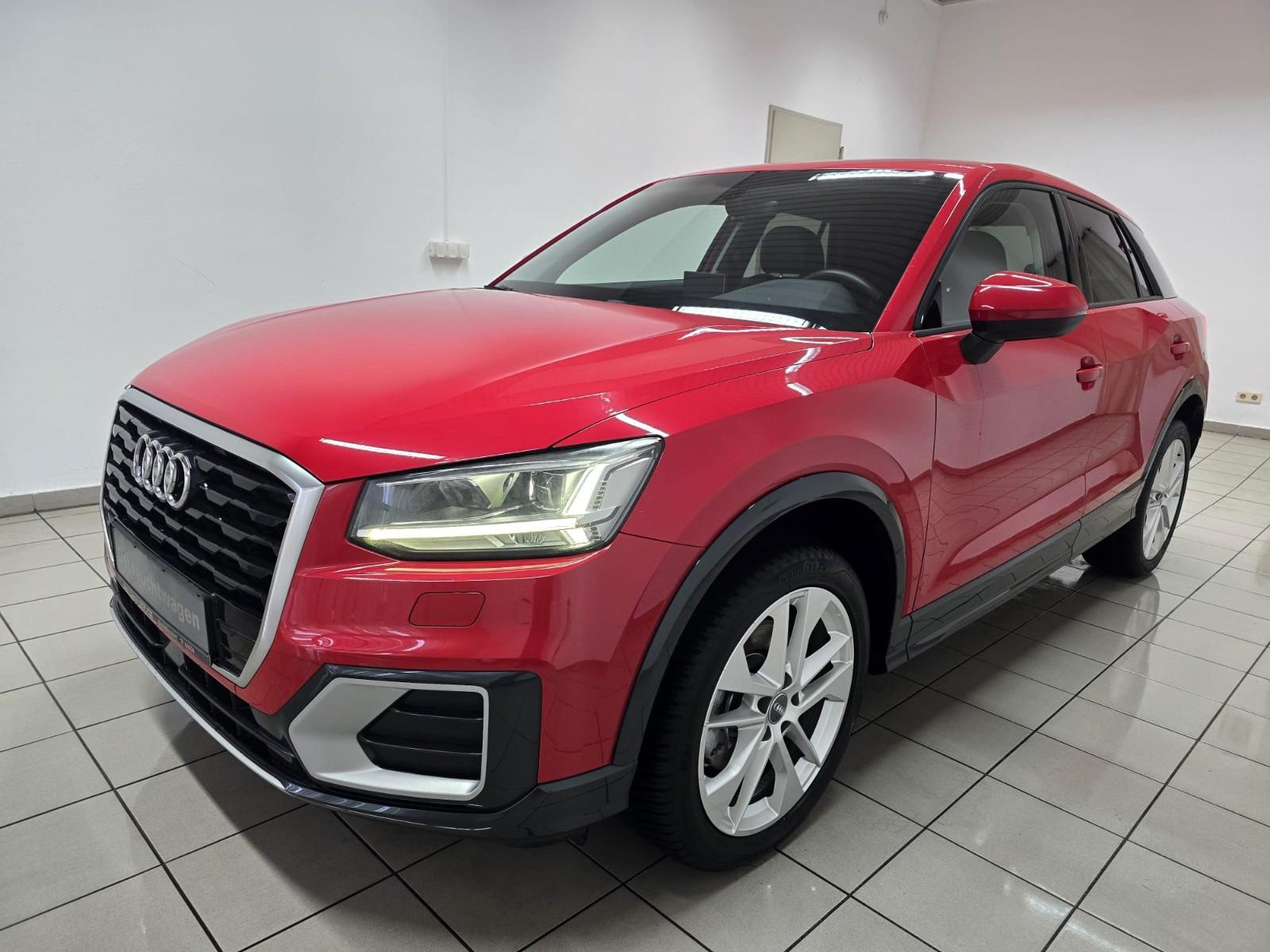 Audi Q2 1.4 TFSI design selection LED Leder 18"