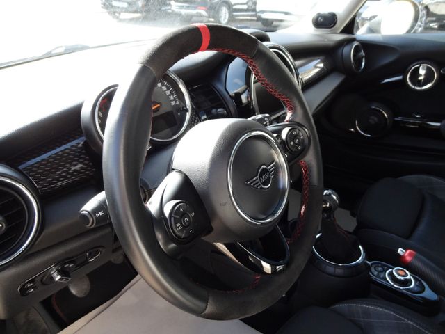 Fahrzeugabbildung MINI Cooper S/Pano/Leder/Navi/SitzH/H&K/JWC/