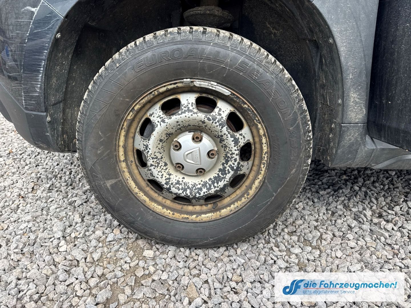 Fahrzeugabbildung Dacia Duster II Comfort 4WD 1.5 BLUE dCi *GETRIEBESCHA