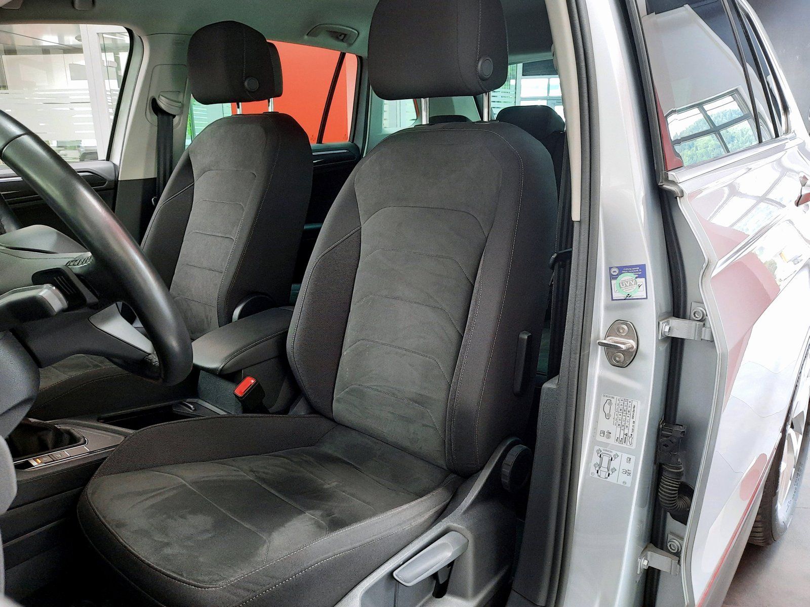 Fahrzeugabbildung Volkswagen Tiguan Elegance TDI DSG*AHK*Cam*LED*ACC*PDC*App*