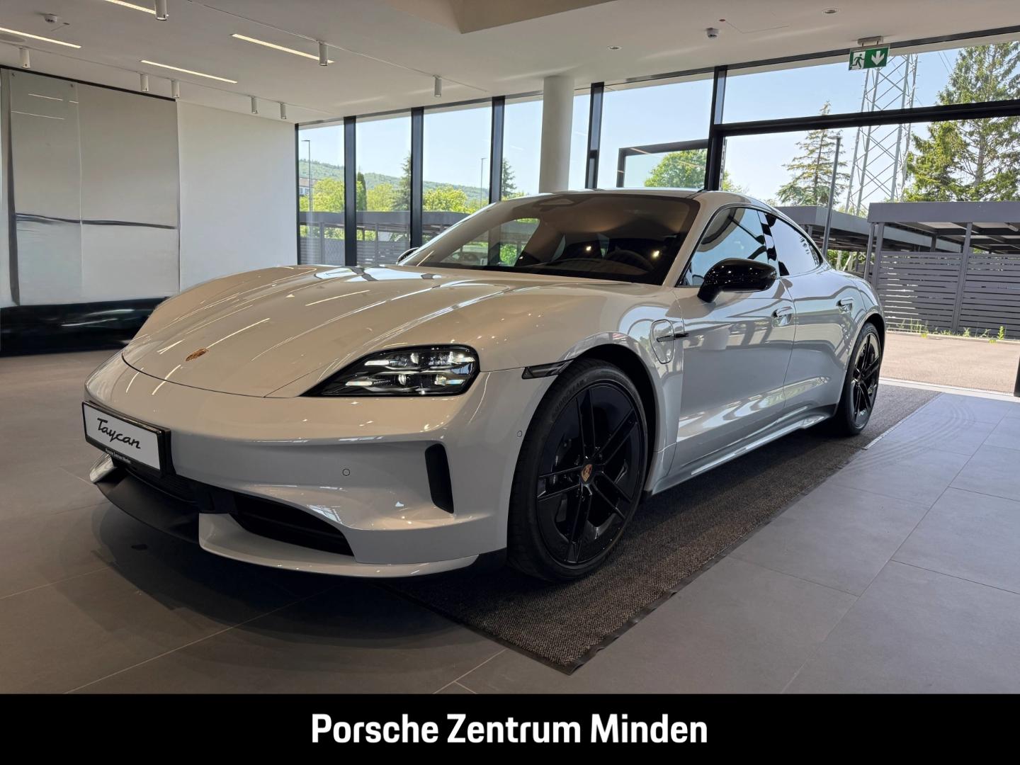 Porsche Taycan 4 Black Edition Clubleder Head-Up 21-Zoll